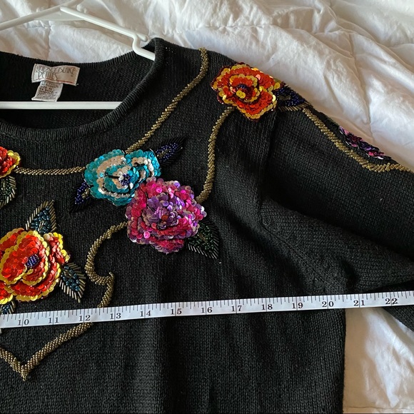Unique Vintage Sequined Sweater size Medium - Picture 4 of 14
